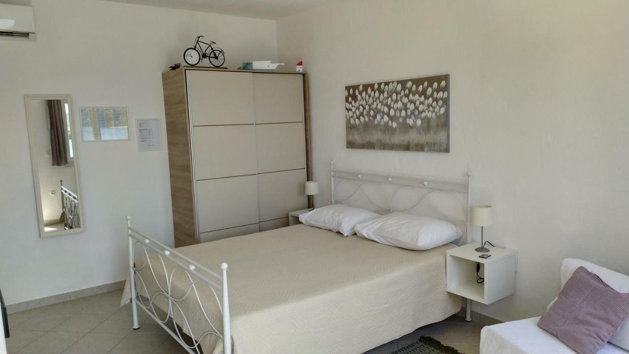 Studio Apartment Luce Marina Exterior foto